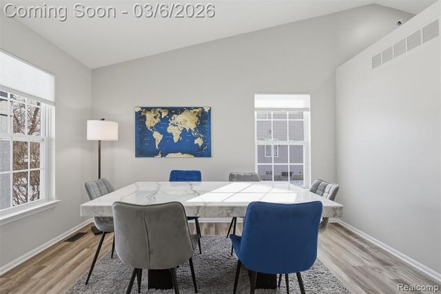 1833 Savannah Lane, Ypsilanti, MI 48198