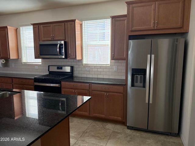 637 W WINCHESTER Drive, Chandler, AZ 85286