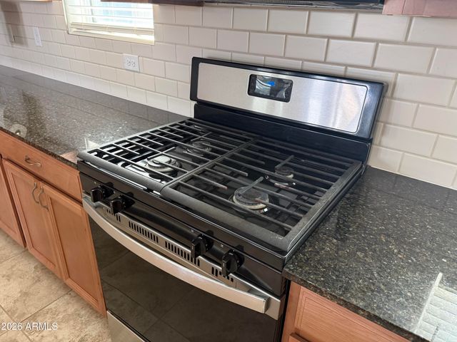 637 W WINCHESTER Drive, Chandler, AZ 85286