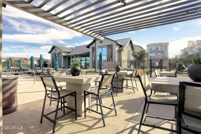 637 W WINCHESTER Drive, Chandler, AZ 85286