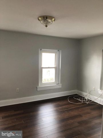 237 CHESTNUT AVE, Ardmore, PA 19003