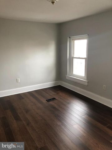237 CHESTNUT AVE, Ardmore, PA 19003