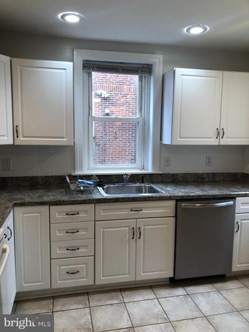 237 CHESTNUT AVE, Ardmore, PA 19003