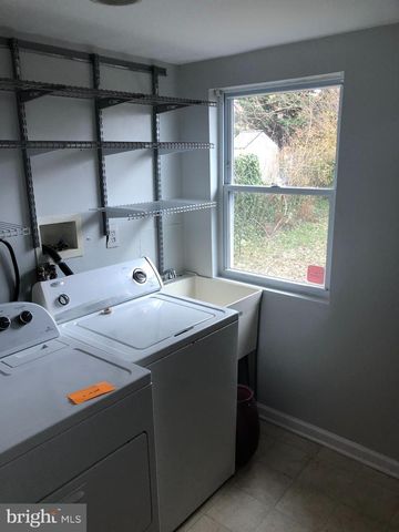 237 CHESTNUT AVE, Ardmore, PA 19003