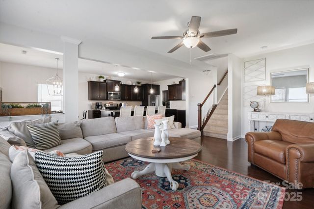 212 Fesperman Circle, Troutman, NC 28166