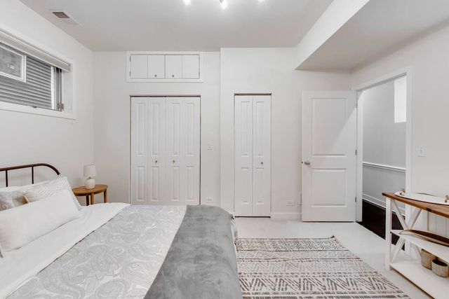 1638 W Diversey Parkway 1, Chicago, IL 60614