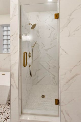 1638 W Diversey Parkway 1, Chicago, IL 60614