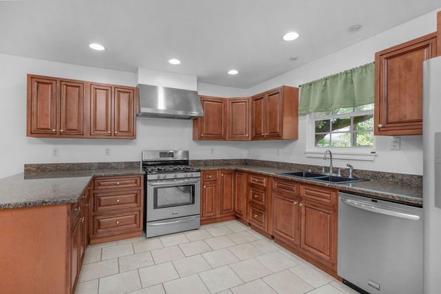 208 Moriarty Street, Fort Walton Beach, FL 32548