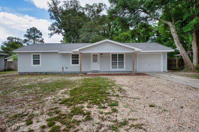 208 Moriarty Street, Fort Walton Beach, FL 32548