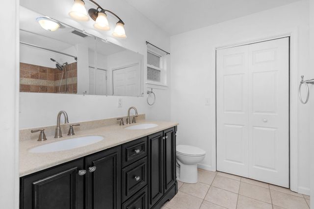 208 Moriarty Street, Fort Walton Beach, FL 32548