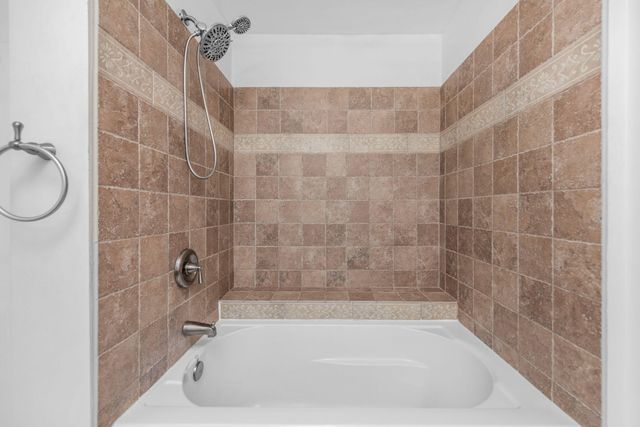 208 Moriarty Street, Fort Walton Beach, FL 32548