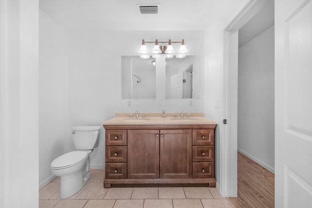 208 Moriarty Street, Fort Walton Beach, FL 32548
