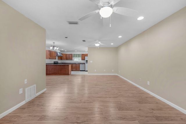 208 Moriarty Street, Fort Walton Beach, FL 32548