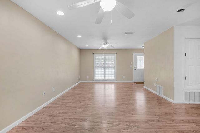 208 Moriarty Street, Fort Walton Beach, FL 32548