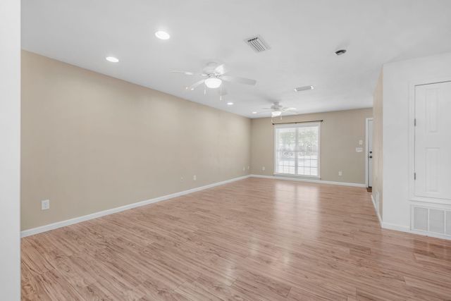 208 Moriarty Street, Fort Walton Beach, FL 32548