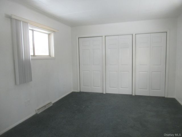 10 Lori Street, Poughkeepsie, NY 12603