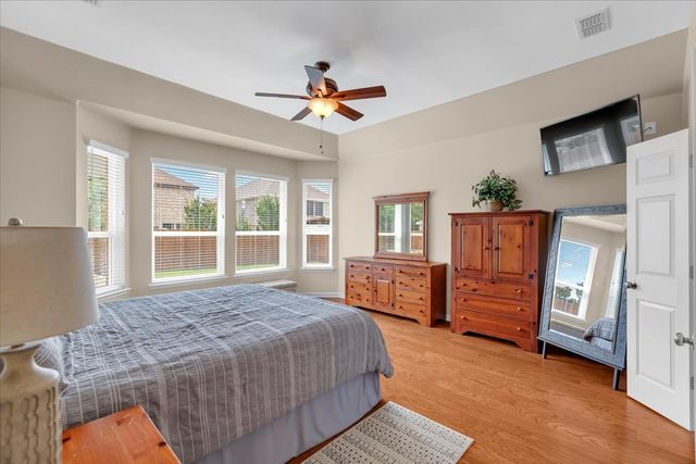 7212 Fieldlark Drive, Sachse, TX 75048