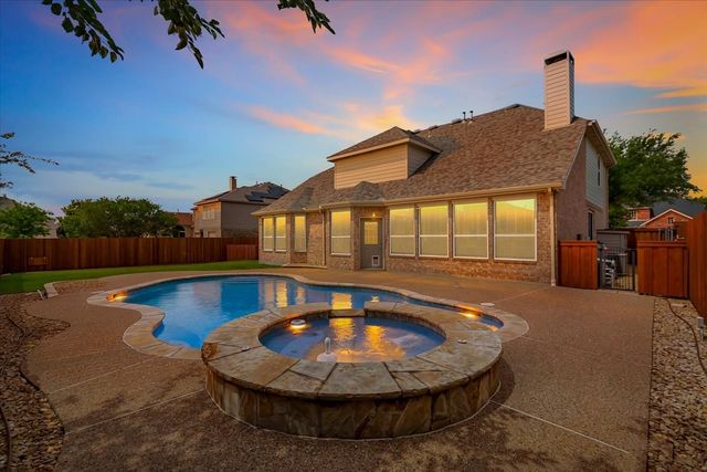 7212 Fieldlark Drive, Sachse, TX 75048