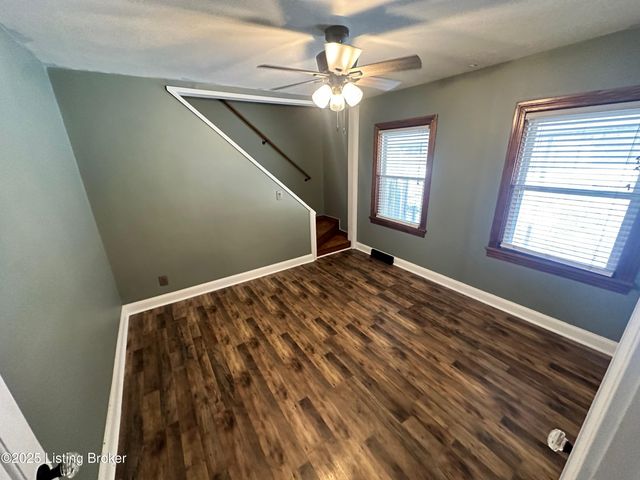 332 E Esplanade Ave, Louisville, KY 40214