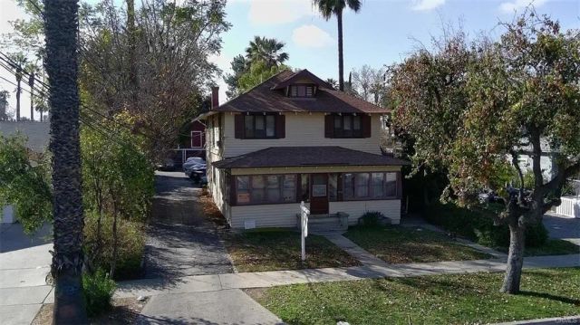 2726 5th Street 2, Riverside, CA 92507