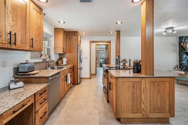 2405 SUMMERLIN DRIVE, Clearwater, FL 33764