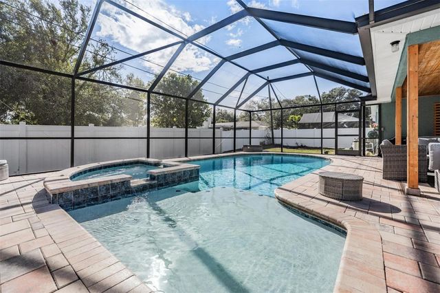 2405 SUMMERLIN DRIVE, Clearwater, FL 33764