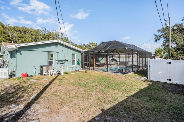 2405 SUMMERLIN DRIVE, Clearwater, FL 33764