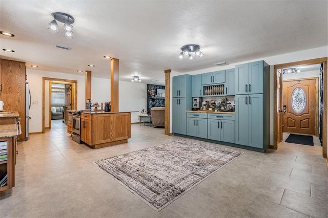 2405 SUMMERLIN DRIVE, Clearwater, FL 33764