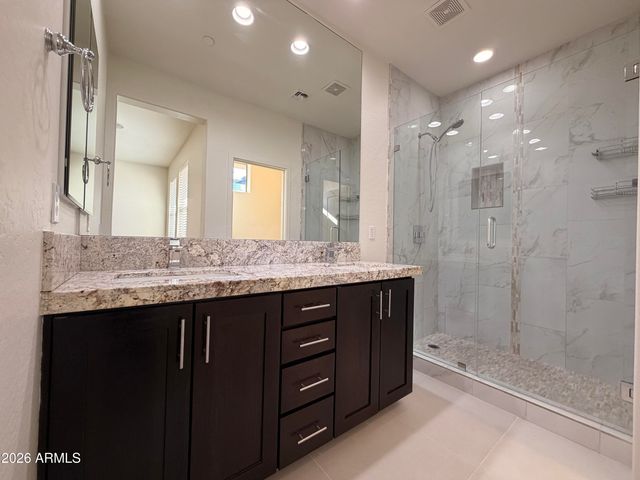 17850 N 68TH Street 1006, Phoenix, AZ 85054