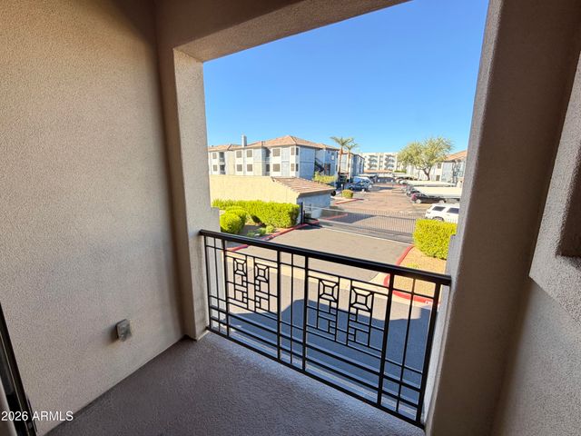 17850 N 68TH Street 1006, Phoenix, AZ 85054