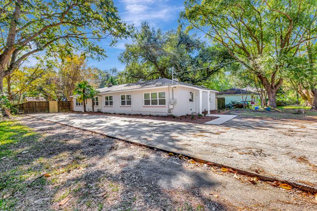 1757 Skinner Avenue Unit B, Charleston, SC 29407