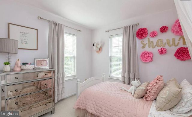 423 FORT HILL CIR, Fort Washington, PA 19034