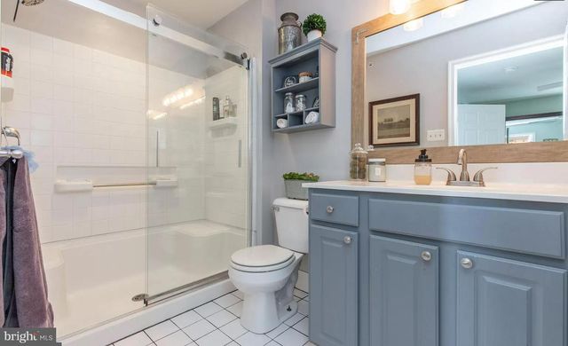 423 FORT HILL CIR, Fort Washington, PA 19034