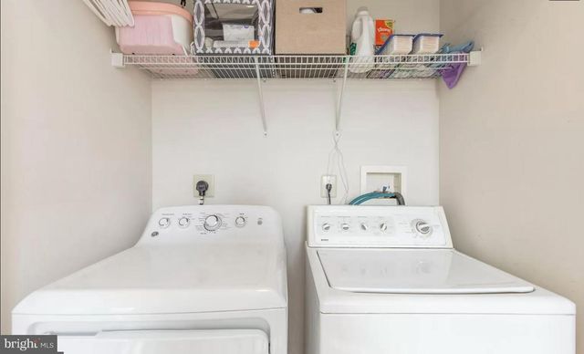 423 FORT HILL CIR, Fort Washington, PA 19034