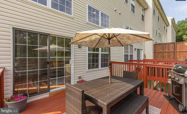 423 FORT HILL CIR, Fort Washington, PA 19034