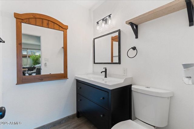 3212 W Royal Palm Road, Phoenix, AZ 85051