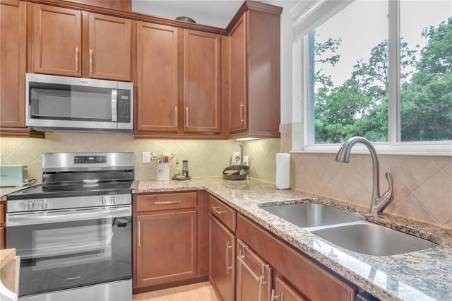 306 REED GRASS DRIVE, Oviedo, FL 32765