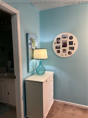 103 Saddlehorn Road, Charleston, WV 25314