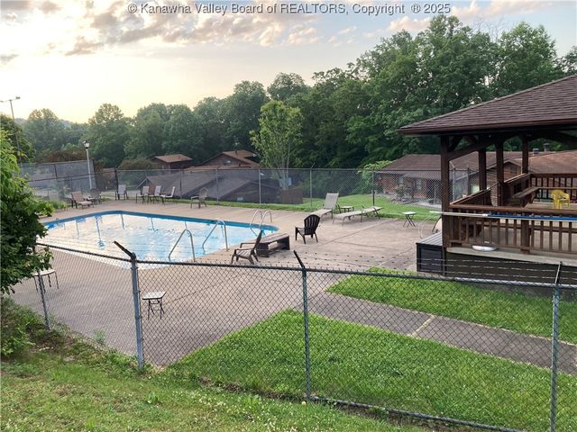 103 Saddlehorn Road, Charleston, WV 25314