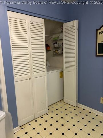 103 Saddlehorn Road, Charleston, WV 25314