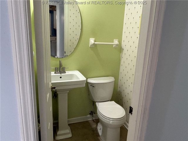 103 Saddlehorn Road, Charleston, WV 25314