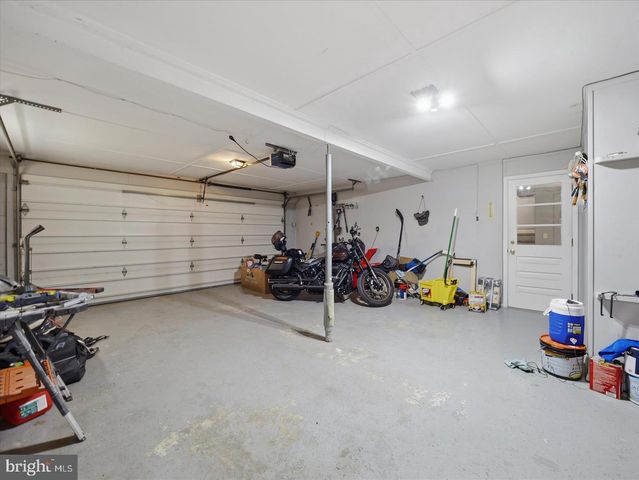 173 COLONIAL DR, Chambersburg, PA 17202