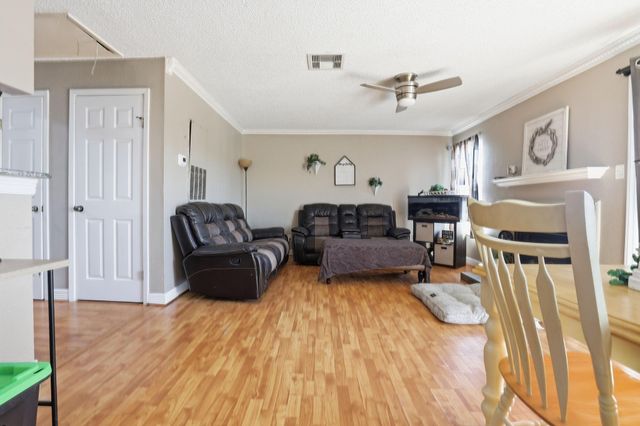 418 Garland Drive 238, Lake Jackson, TX 77566