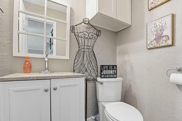 418 Garland Drive 238, Lake Jackson, TX 77566