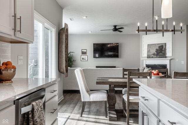 3809 Morgan Lane, Zionsville, IN 46077