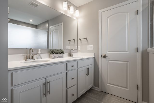 3809 Morgan Lane, Zionsville, IN 46077