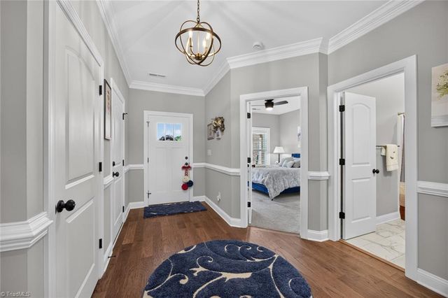 1201 Plantation Village Drive, Clemmons, NC 27012