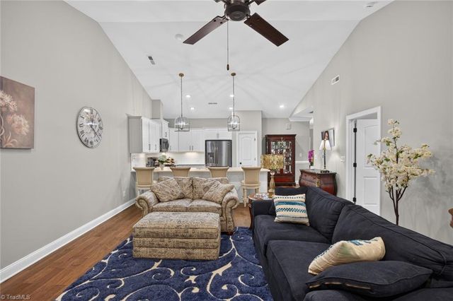 1201 Plantation Village Drive, Clemmons, NC 27012