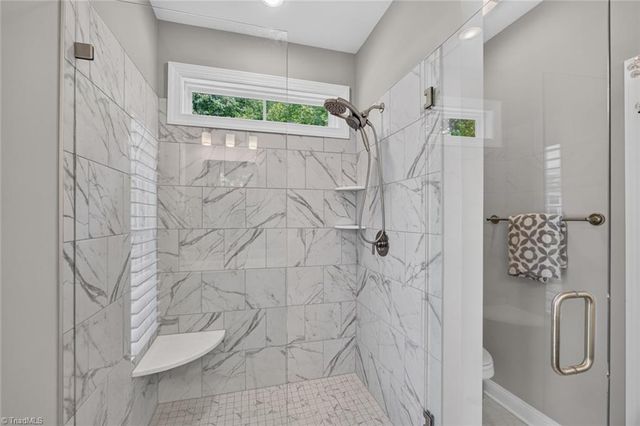 1201 Plantation Village Drive, Clemmons, NC 27012