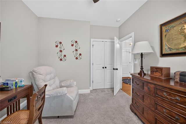 1201 Plantation Village Drive, Clemmons, NC 27012
